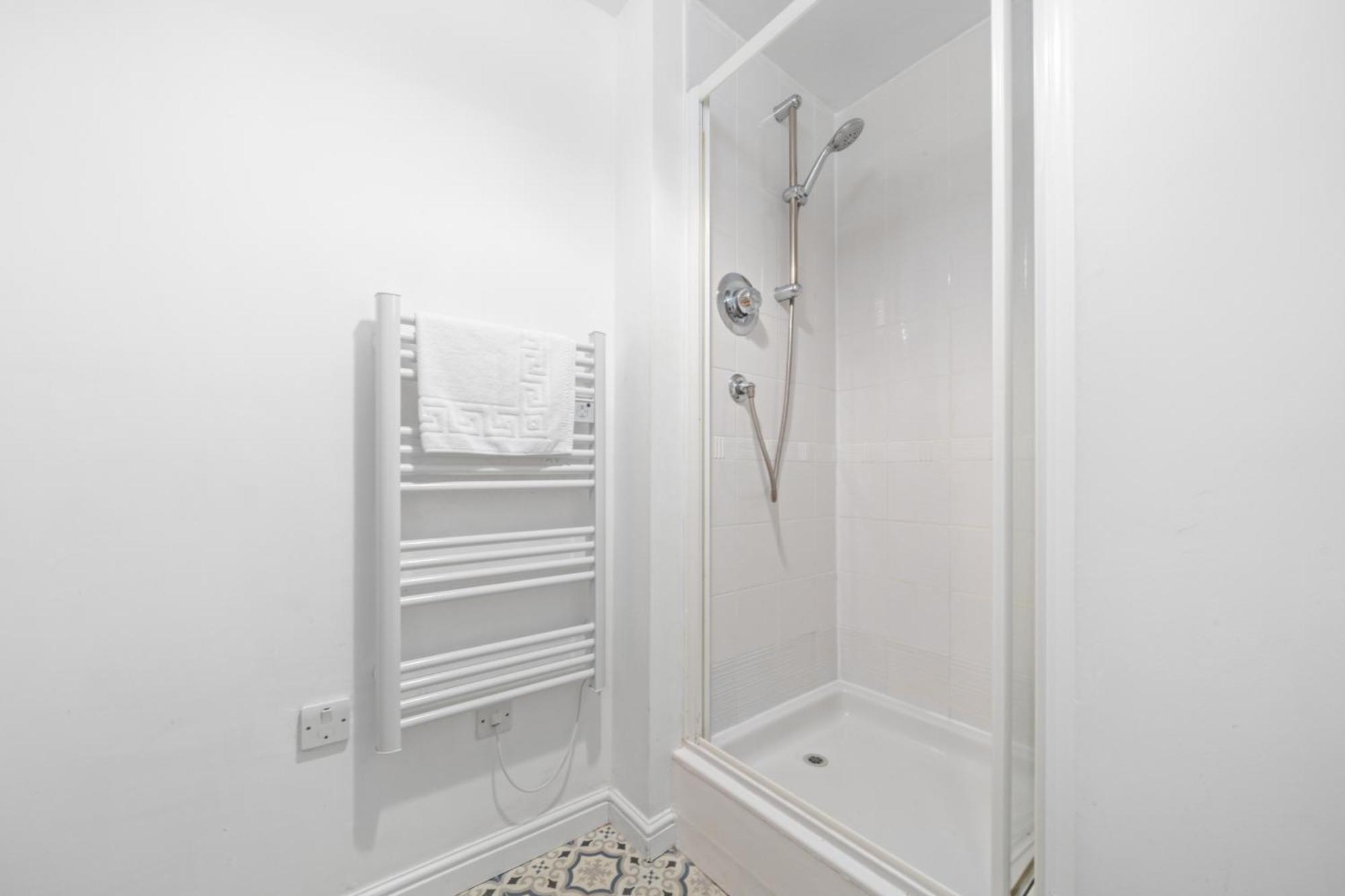 אדינבורו Saughton Suite With Views Of Water Of Leith מראה חיצוני תמונה